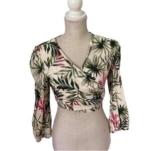 Gal meets Glam Stevie Palm Print Top size 4
